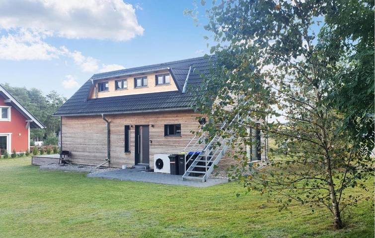 Ferienwohnung mit Meerblick für 2 Personen, mit Balkon und Garten sowie Seeblick