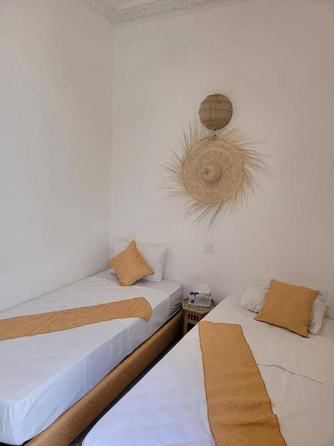 Chambre d’hôte pour 3 personnes, avec terrasse dans Palais de la Bahia - 3