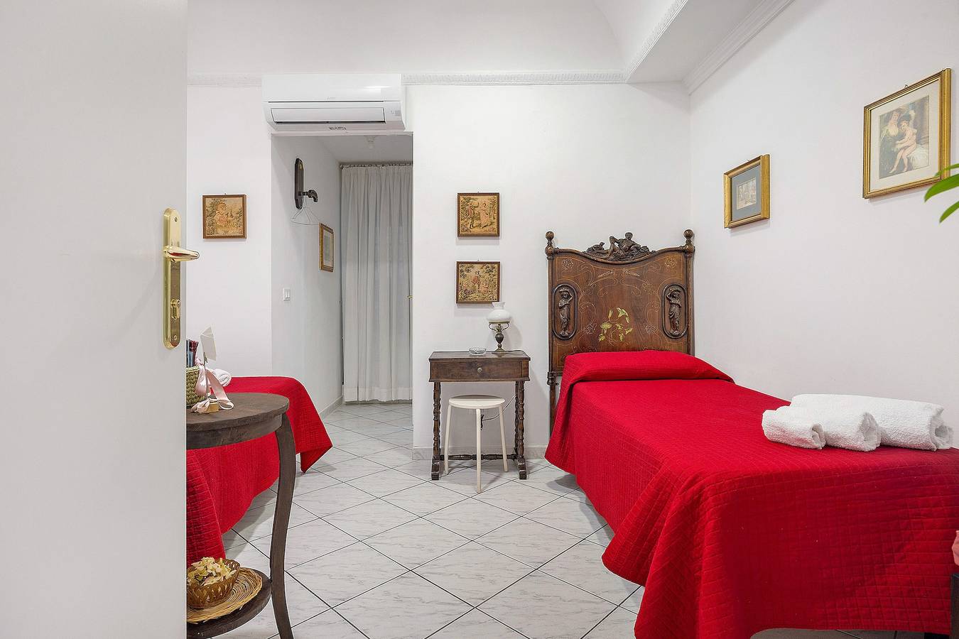 Apartamento 'Al Palazzo Del Principe Al Massimo' com Wi-Fi e Ar Condicionado in Palermo, Palermo (província)