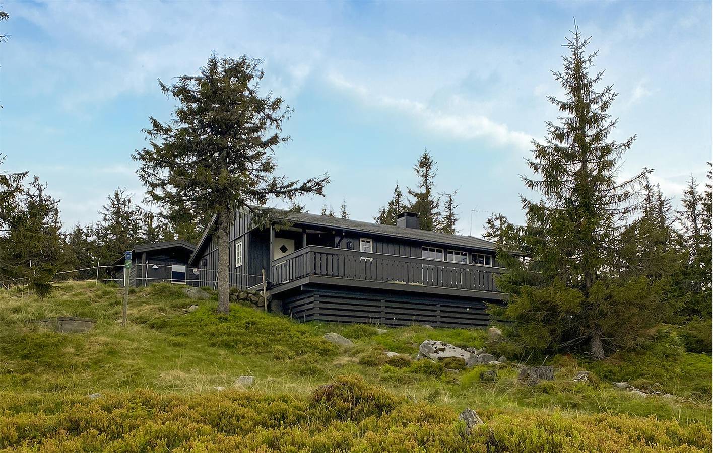 Holiday home for 8 people with terrace in Ringsaker