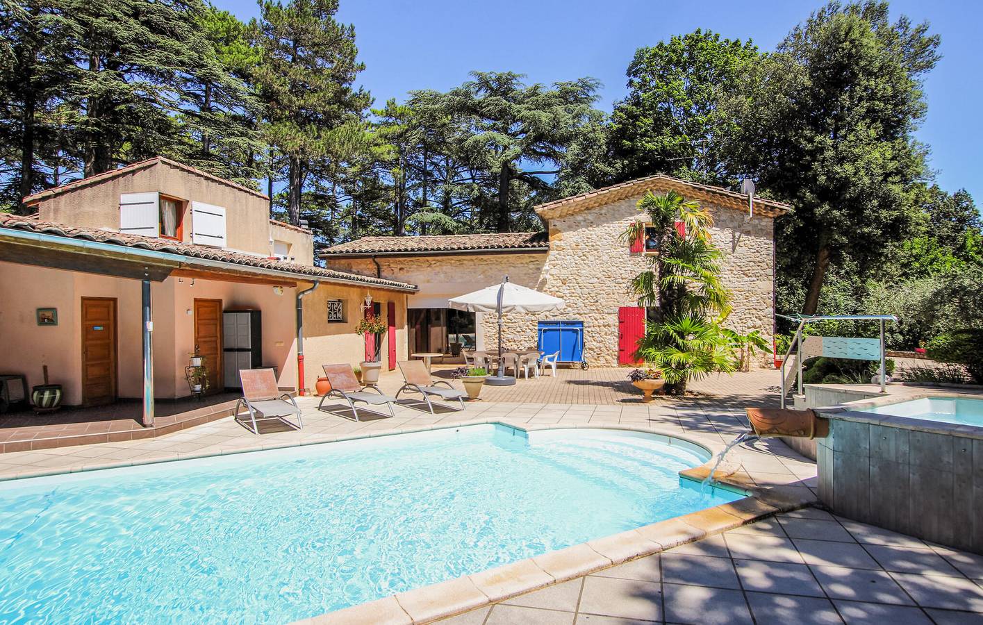 Saulce-sur-Rhône Appartement met Zwembad, Garage & Tuin in Saulce-sur-Rhône, Valence en omgeving