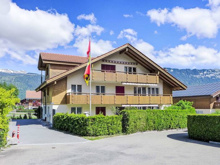 Ferienwohnung für 6 Personen, mit Balkon und Garten in Wilderswil