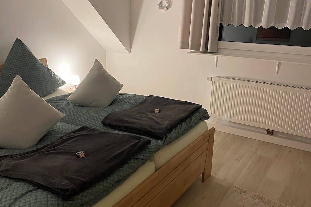 Ganze Wohnung, Gemütliche Ferienwohnung Dg in Klotten, Cochem-Zell