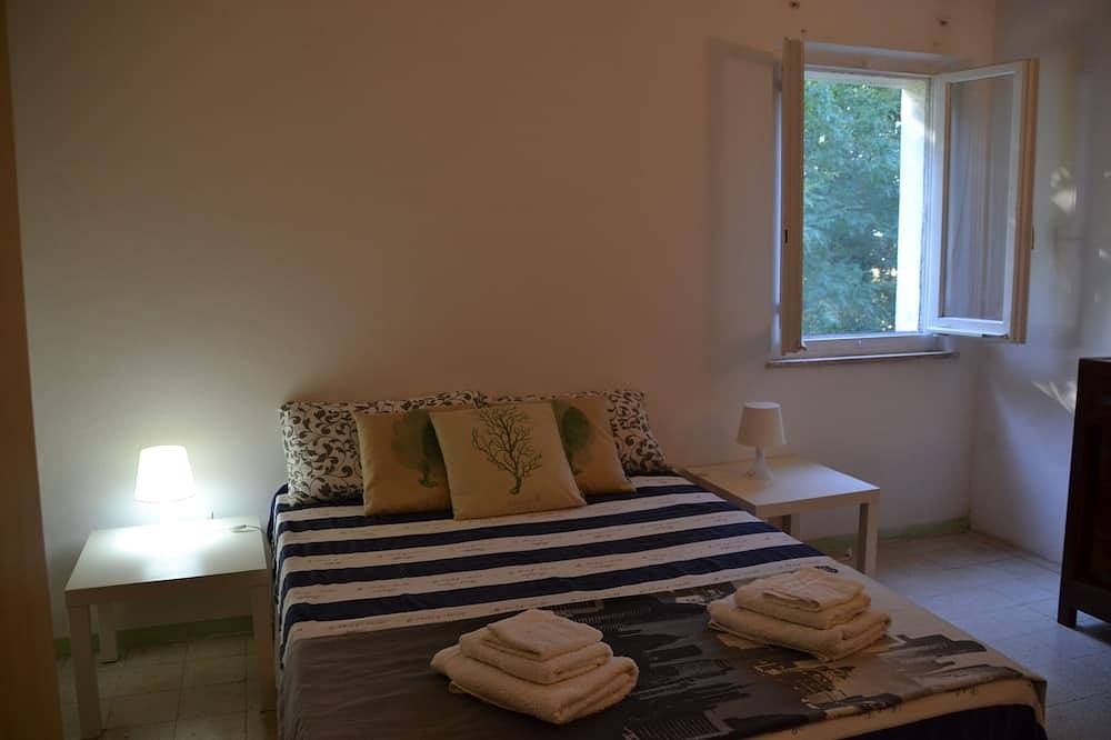 Fano - Amplio apartamento en una casa de campo a 5 minutos del centro de la ciudad. in Fano (desambiguación), Fano (Municipio)