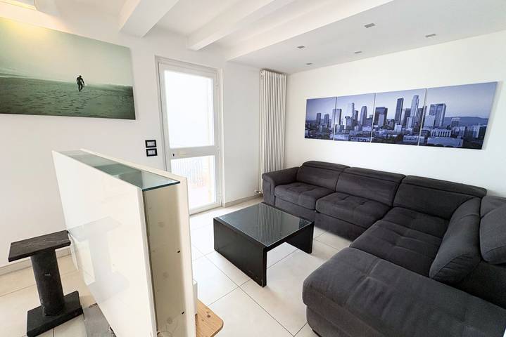 Ganze Wohnung, Ferienwohnung für 6 Personen mit Balkon/Terrasse in Montemarciano, Ancona Provinz