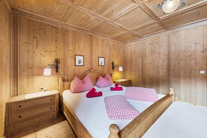 Blaa Alm | Triple | Breakfast | Balcony | Sauna in Altaussee, Salzkammergut