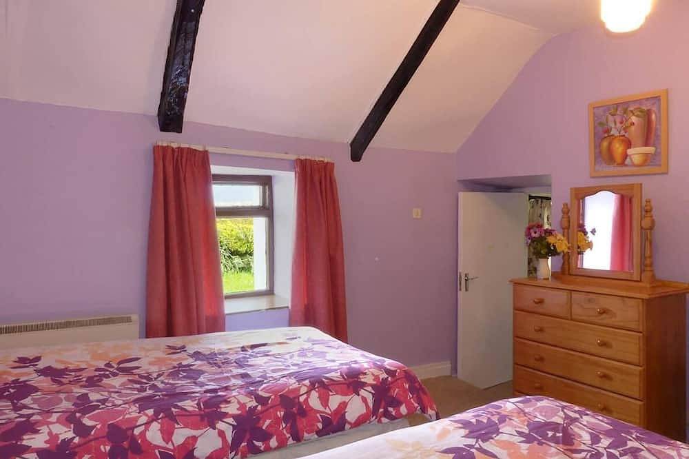 2 Bed in Westport Quay (oc-ii15360) in County Mayo