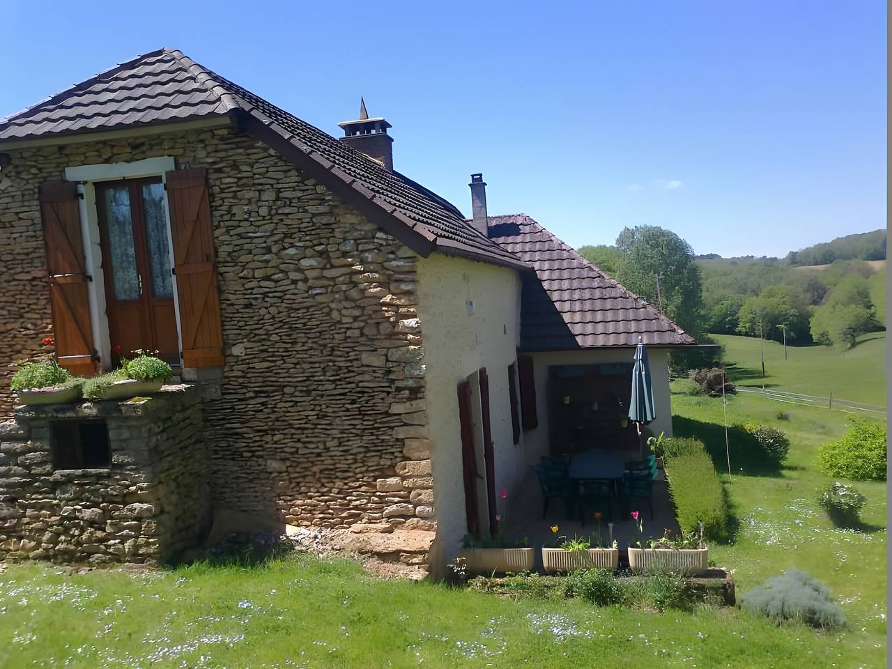 Périgourdine Holiday Home - 3 Bedrooms in Saint-Geniès, Périgord Noir
