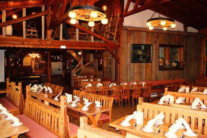 Ferienhaus für 6 Personen, mit Terrasse und Balkon/Terrasse sowie Pool und Sauna, mit Haustier in Lam - 4