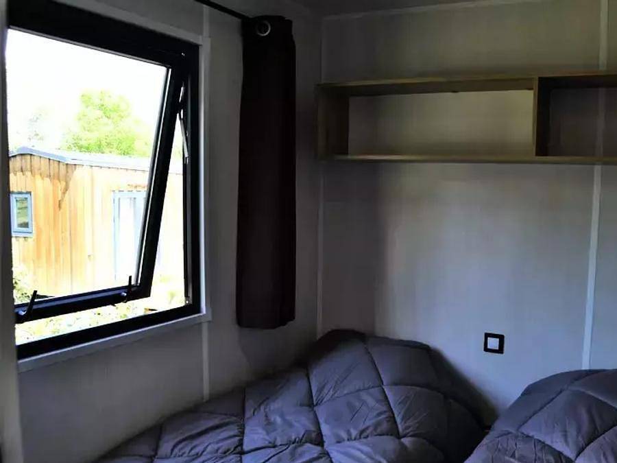 Camping Domaine de Kervallon - Stacaravan 4 personen - Cabanon 3 Kamers 4 Personen + Tv in Caro, Vannes en omgeving