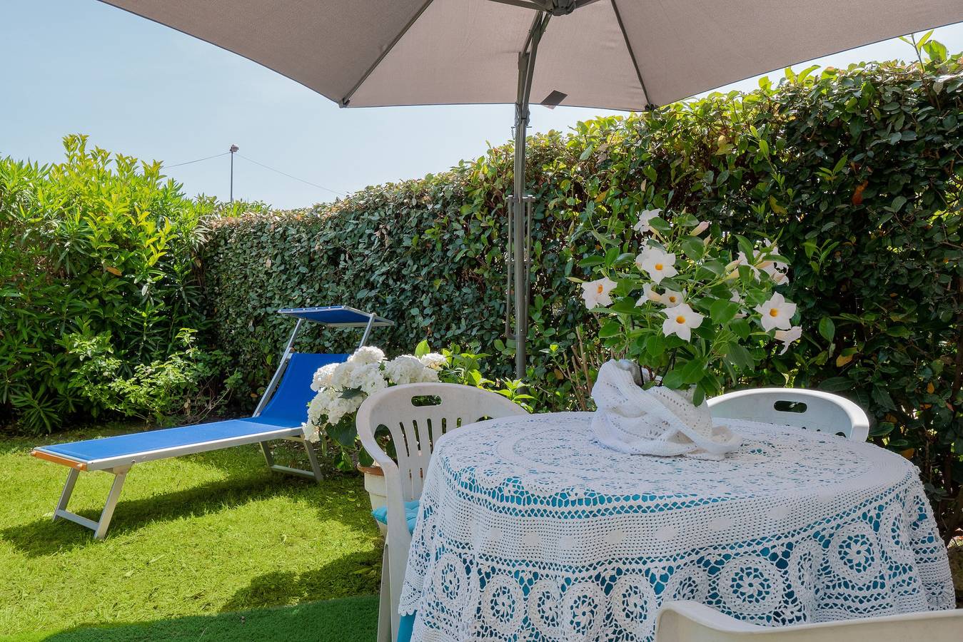 Casa de vacaciones "Il Giardino di Viola" con jardín, terraza y aire acondicionado in Porto Ottiolu, Budoni