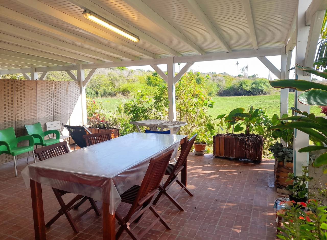 Apartamento entero, Apartamento frente al mar en Capesterre-de-Marie-Galante, 60 m² in Capesterre-de-Marie-Galante, Guadalupe
