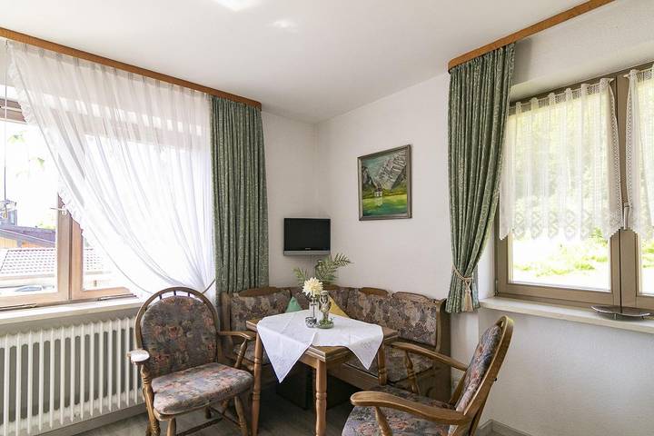 Ganze Ferienwohnung, Appartement in Weissbach an der Alpenstrasse, Schneizlreuth