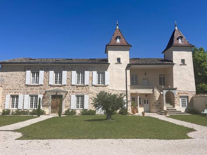 Maison d’hôte pour 4 personnes, avec vue et jardin à Chasselay