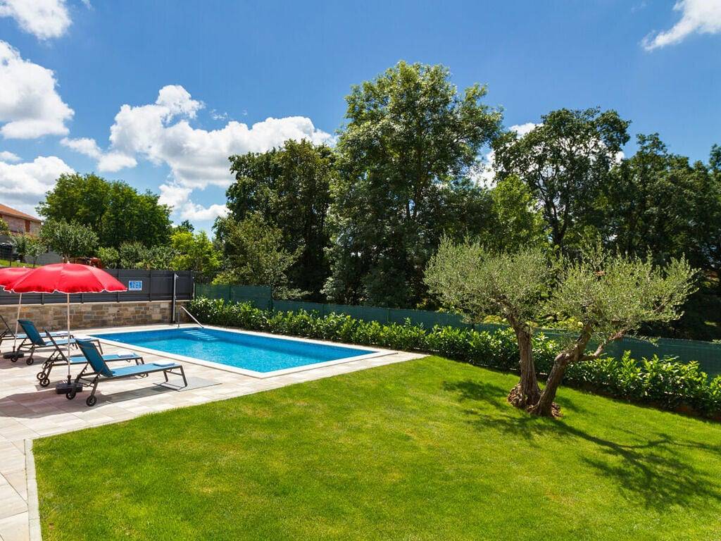 Villa Zoro Komfortable Ferienresidenz in Skropeti, Zentralistrien
