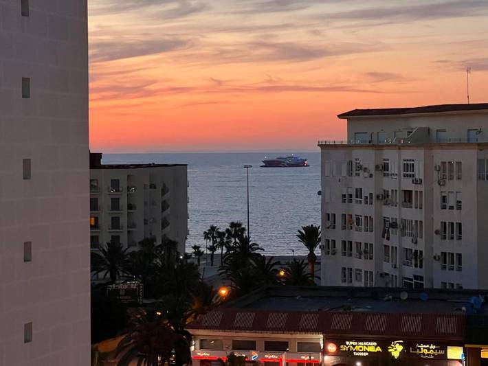 Appartement de vacances pour 4 personnes, avec piscine et vue ainsi que balcon et bassin pour enfant à Tanger