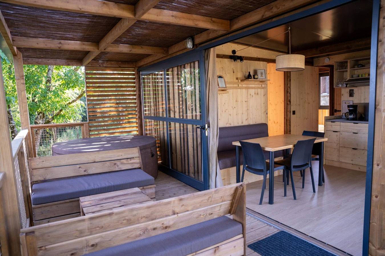 Cabane in Bioussac, Charente