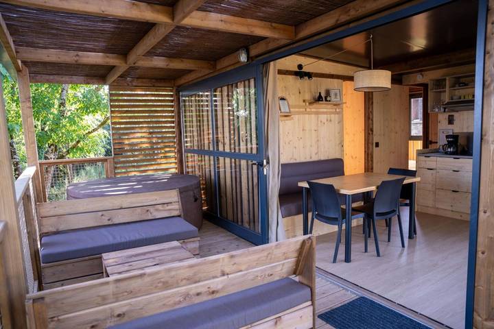 Cabane in Bioussac, Charente