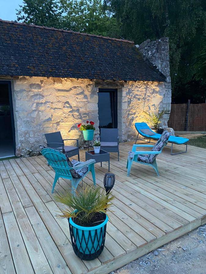 Location de vacances pour 6 personnes, avec terrasse à Neuillé - 3