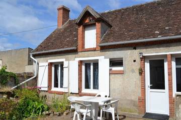 Gîte pour 3 personnes, avec terrasse à Châteauneuf-sur-Loire