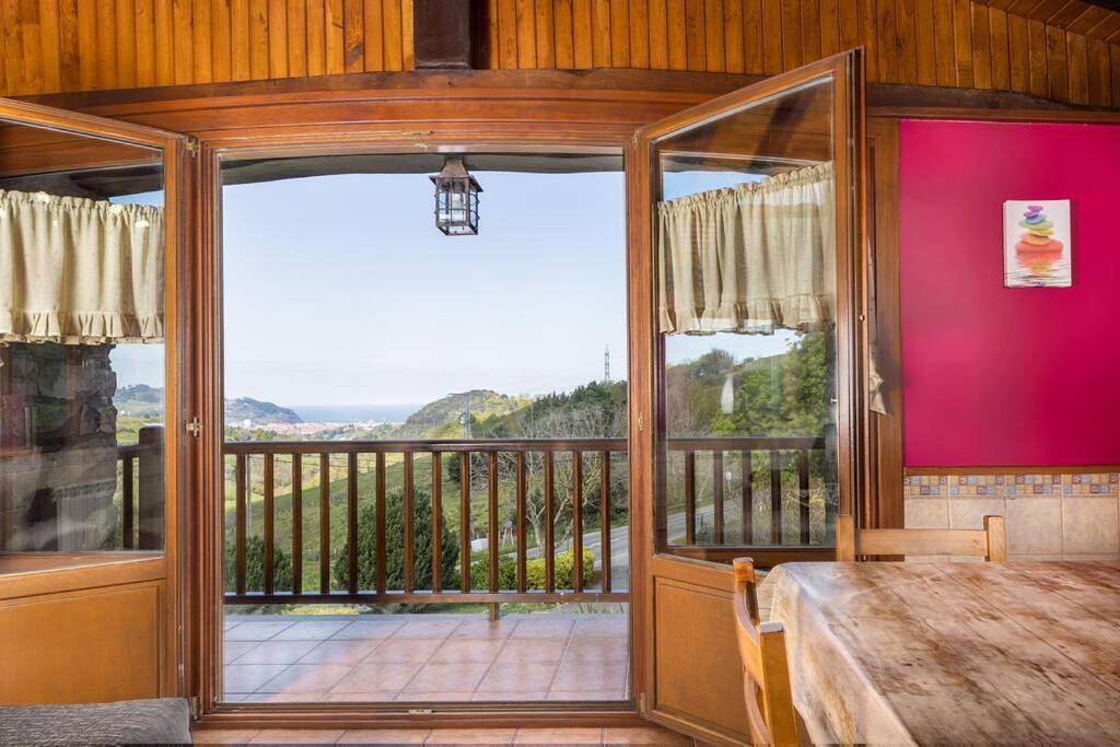 Etxeordekoa Landarbide Apartamento con encanto en Plena Naturaleza by Egona in Aya, Pagoeta