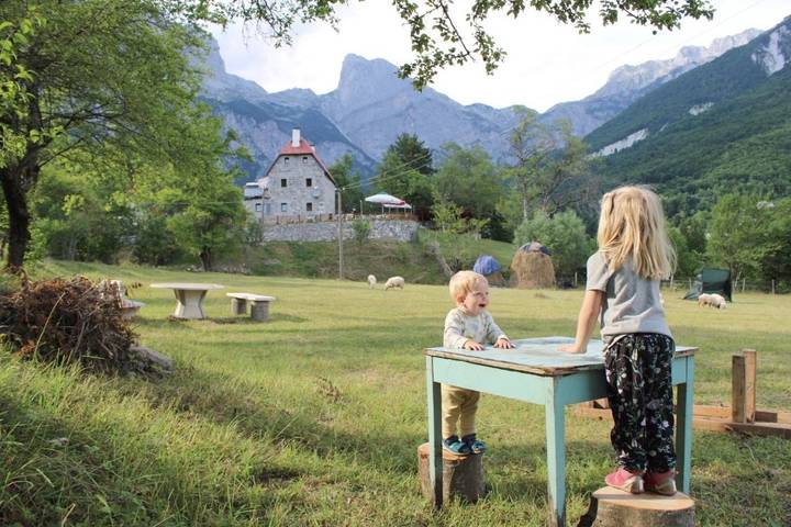 Maison d’hôte pour 2 personnes, avec vue et jardin