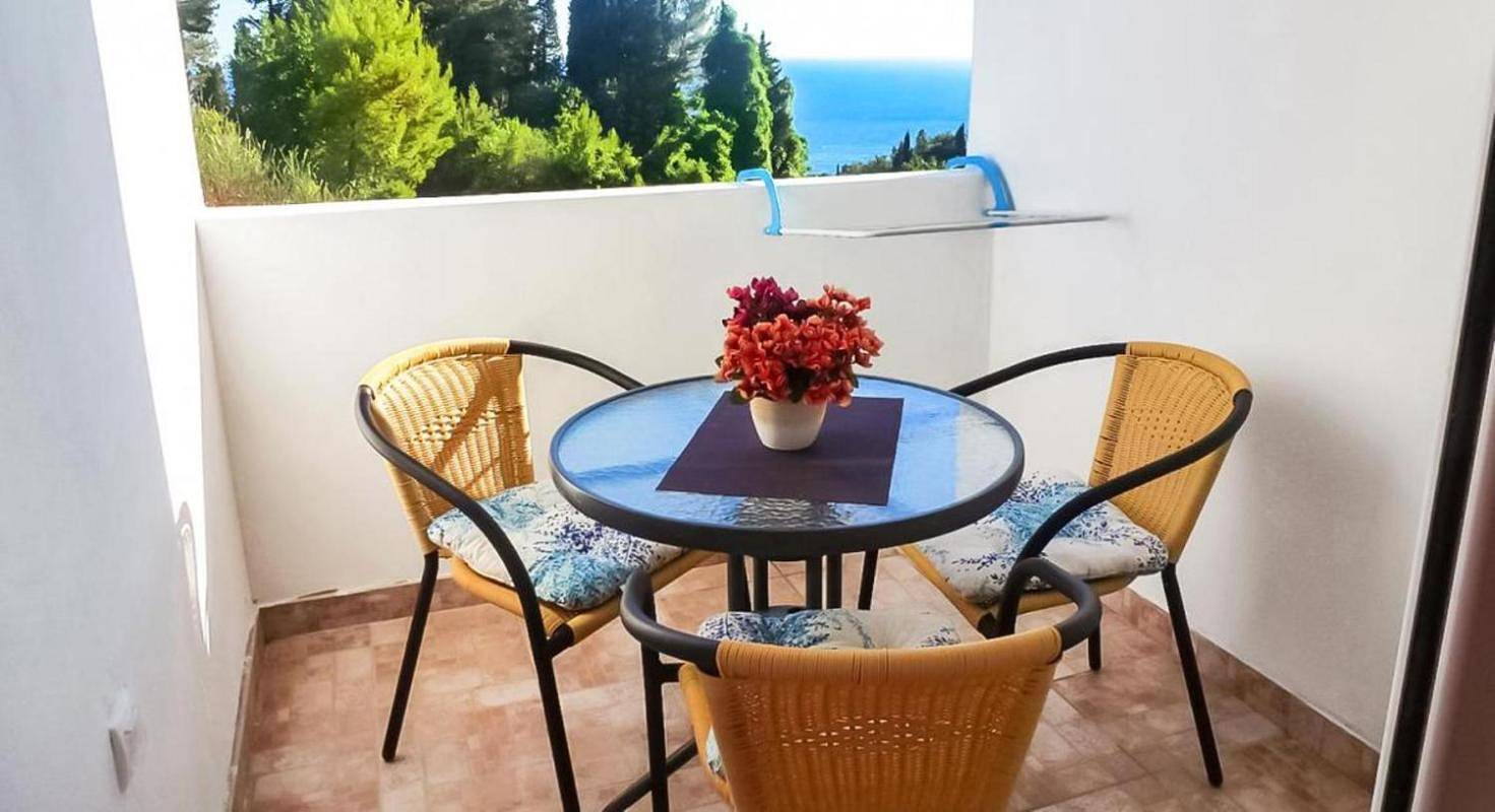Ganze Wohnung, Komfort-Apartment mit Meerblick und Pino in Ulcinj, Opština Ulcinj