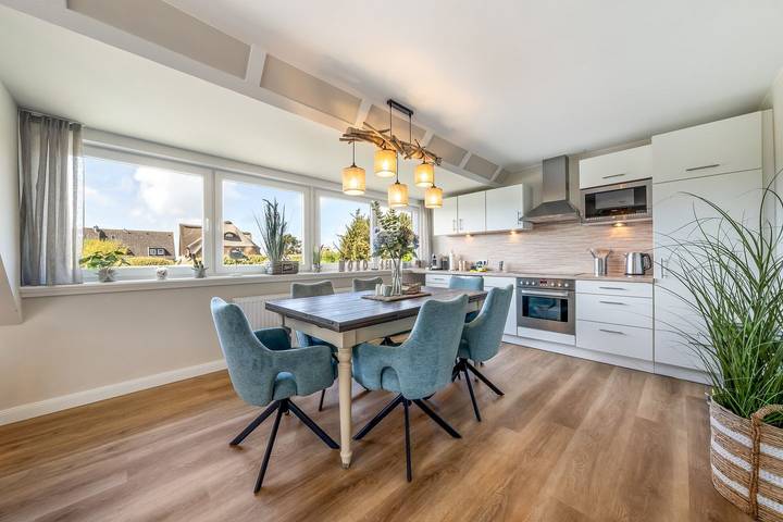 Ganze Wohnung, Moderne 3-Zimmer Ferienwohnung auf ca. 75 m² Wohnfläche, für bis zu 6 Personen in Nordfriesische Inseln (Schleswig-Holstein) (Schleswig-Holstein), Wenningstedt