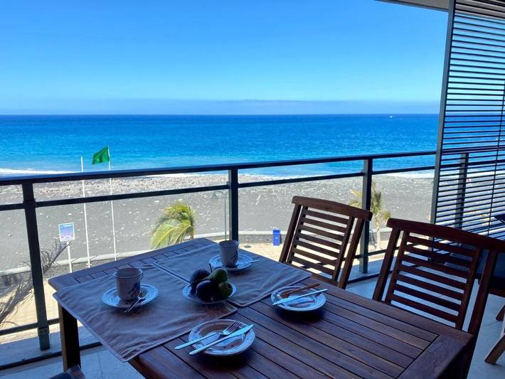 Ferienwohnung für 4 Personen, mit Balkon und Whirlpool sowie Terrasse und Ausblick