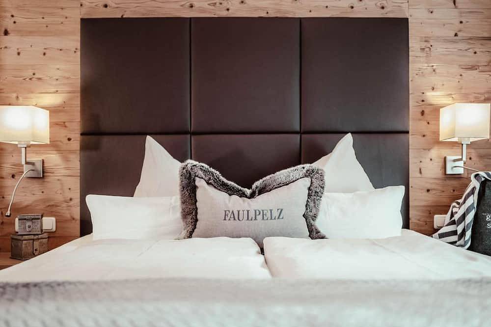 Doppelzimmer Bergseite ab 3 Nächte o. Verpflegung - Hotel St. Georg zum See in Maurach, Eben am Achensee