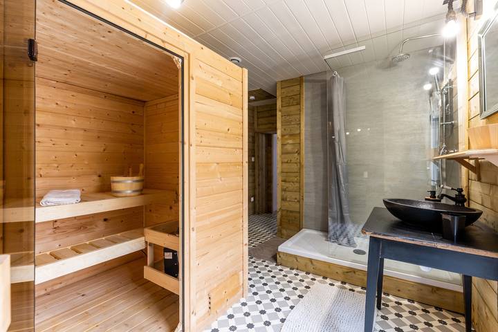 Gîte bien être avec sauna et spa in Vertheuil, Parc naturel régional du Médoc