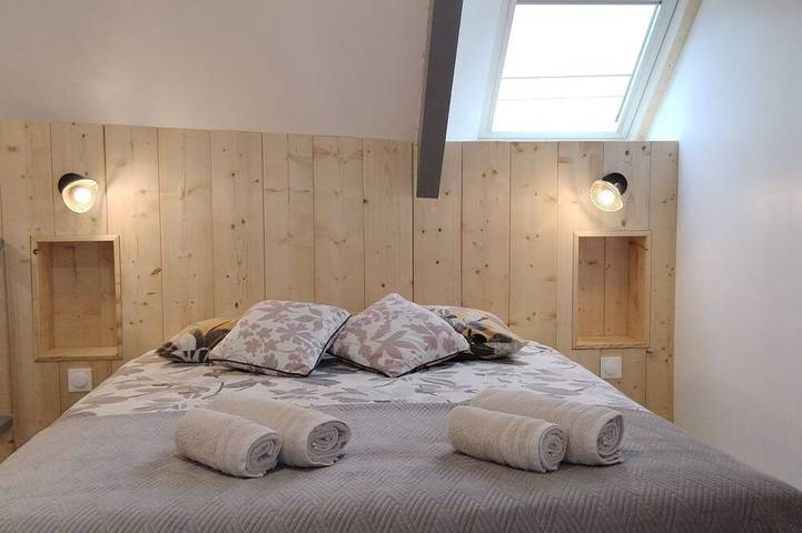 Gîte pour 2 personnes, avec jardin à Longues-sur-Mer - 2