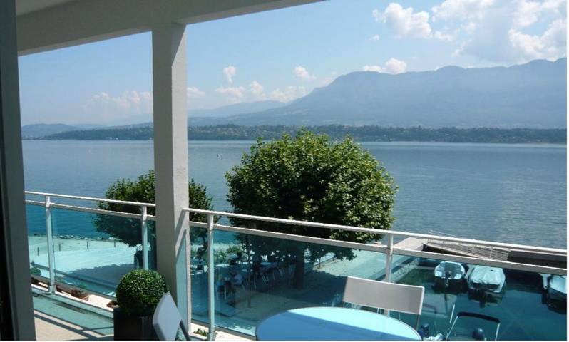 Appart’hôtel pour 2 personnes, avec Balcon et Terrasse ainsi que Vue sur le lac et Vue
