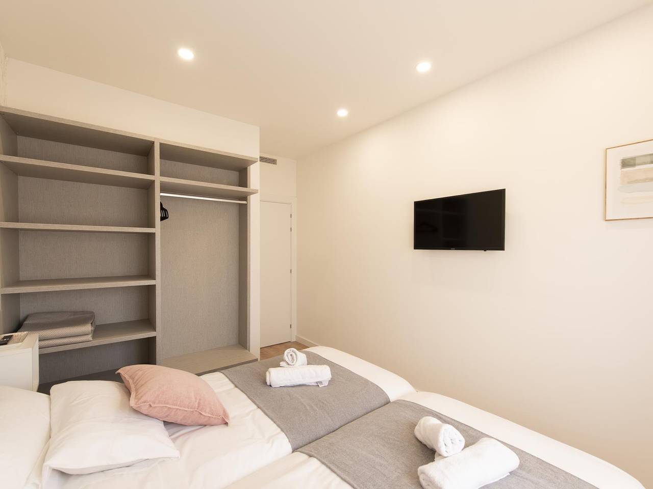 Entire holiday apartment, Newly opened tourist apartment in the Old Town in Logroño, La Rioja Province