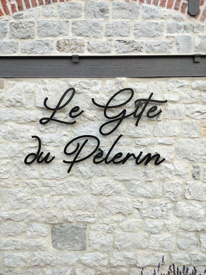 Location de vacances pour 5 personnes, avec vue ainsi que jardin et piscine à Florennes - 2