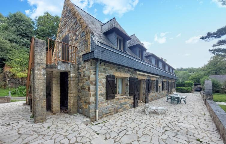 Gemütliches Apartment mit Garten- und Flussblick, Parkplatz und WiFi in Saint-Thurien, Quimper und Umgebung