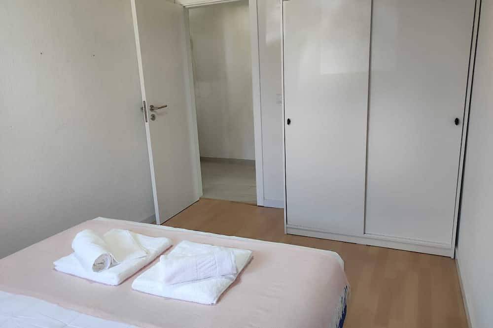Home-Private Bathroom in Tomar, Santarém District
