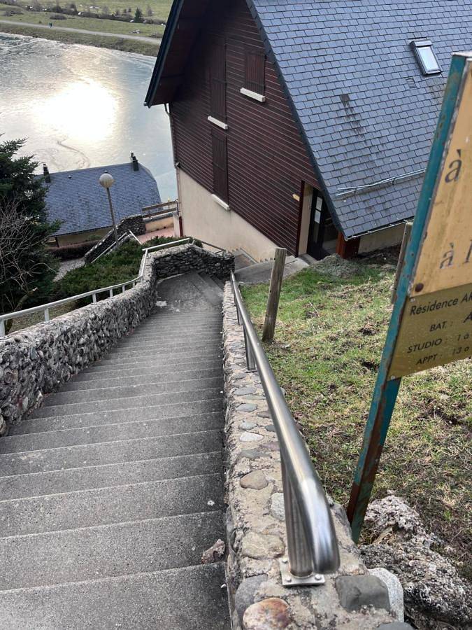 Gîte pour 4 personnes, avec terrasse et vue sur le lac dans Col d'Aspin - 4