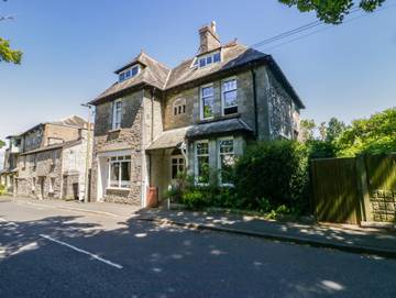 Holiday Rental for 16 People in Arnside, Cumbria, Photo 2