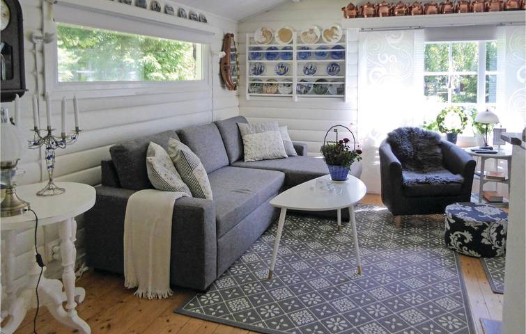 Ferienhaus für 4 Personen mit Terrasse in Habo (Mälaren), Mälaren