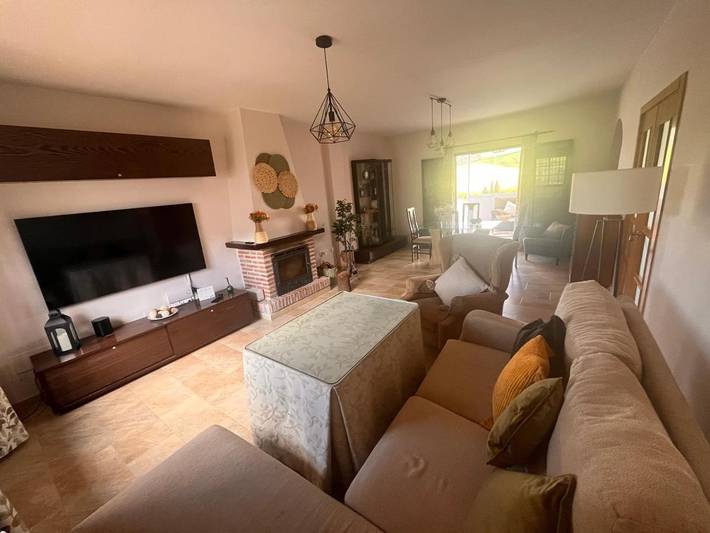 Casa rural para 11 personas, con piscina además de jardín y vistas en Casabermeja - 2