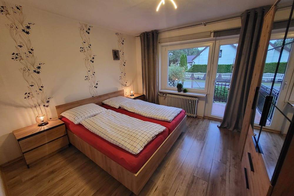 Ferienhaus am Waldrand in der Nähe eines Badesees in Dylocken, Oppeln und Umgebung