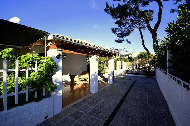 Ferienwohnung am Strand für 6 Personen, mit Terrasse in Alcúdia