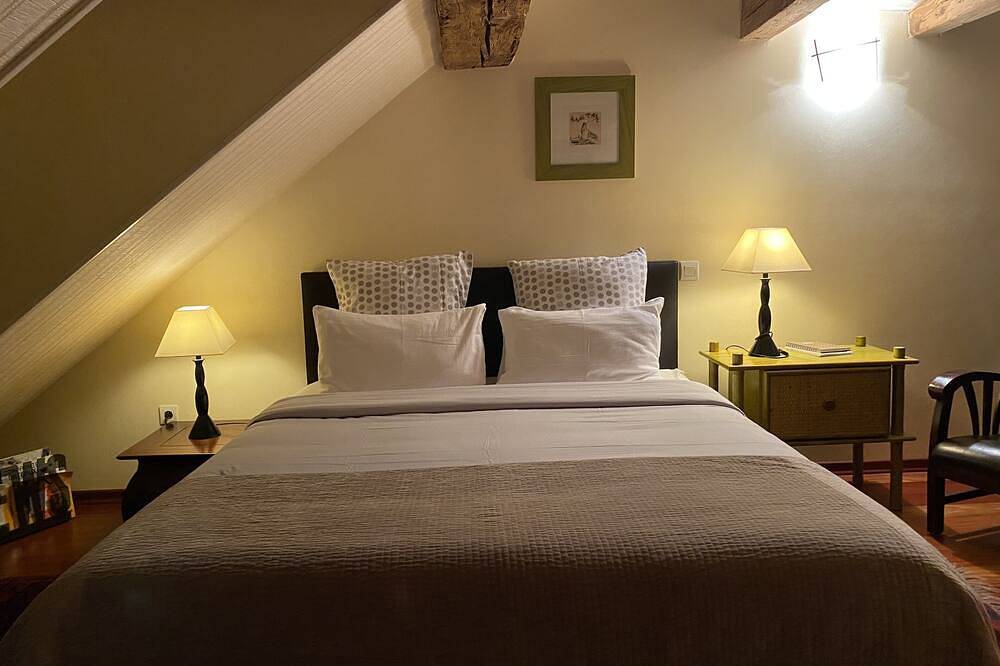 Apartamento entero, Large bright and romantic studio in the historic center in Annecy, Región de Annecy