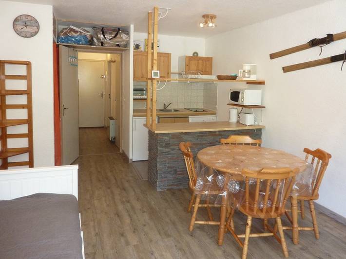 Gîte pour 4 personnes, avec balcon dans Office De Tourisme Des Orres - 2