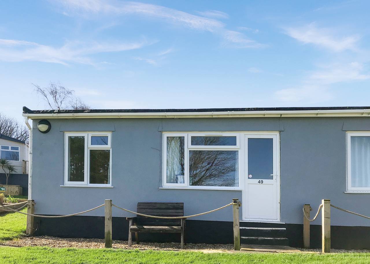 Gold 2 Bedroom Chalet Pet in Brixham, Torbay