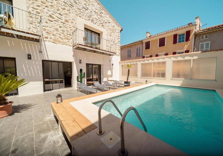 Bed and Breakfast für 4 Personen, mit Terrasse und Garten sowie Pool und Ausblick