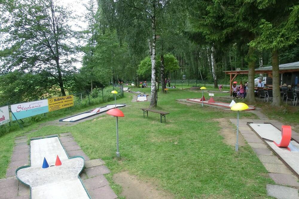 Entire apartment, Holiday Hagbügerl Bavarian Forest water park and Internet to 2-12Pers in Waldmünchen, Eastern Bavaria