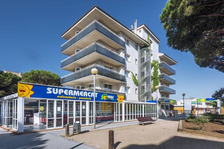 Bungalow para 4 personas, con Balcón y Piscina en Blanes