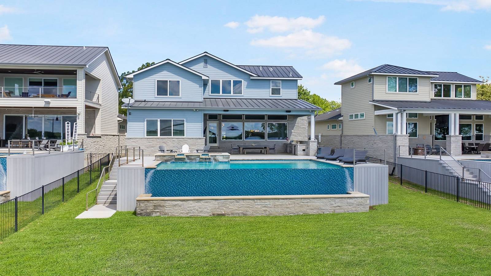 New Listing - Promo Price Waterfront Pool in Burnet County